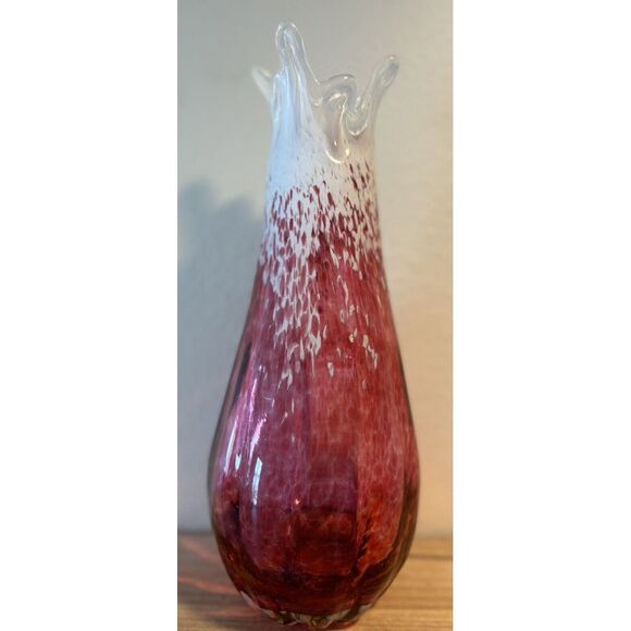 Hand blown Spatterware  Intake Swung Vase Cranberry & White HEAVY - Picture 6 of 6